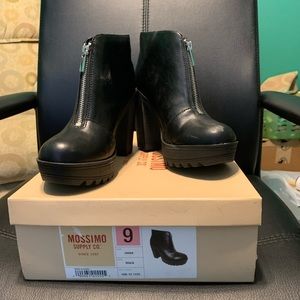 Zipper Front Mossimo 9 Ankle Boots w Thick Heel